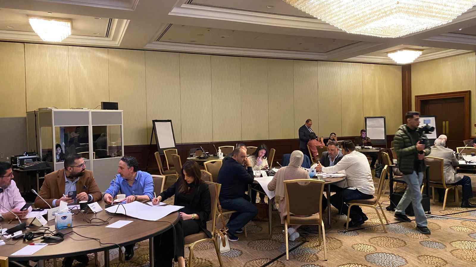 مستقلة الانتخاب تطلق برنامج بناء الهوية البصرية للأحزاب 