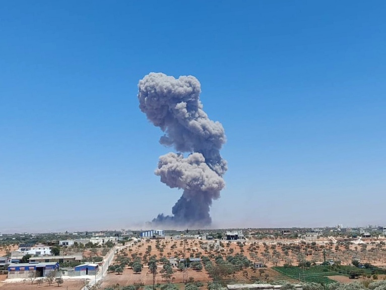 حصيلة ضحايا انفجار إدلب ترتفع لـ 14 قتيلاً 