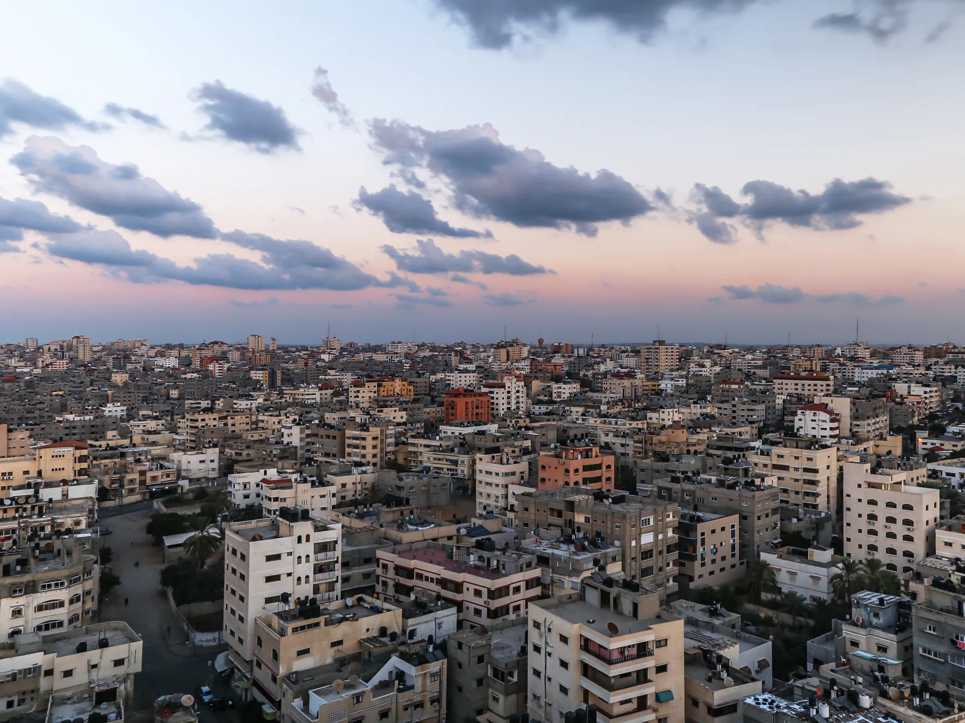 هرتسوغ يمحو السجل الجنائي لقاتل الشريف ..  تفاصيل 