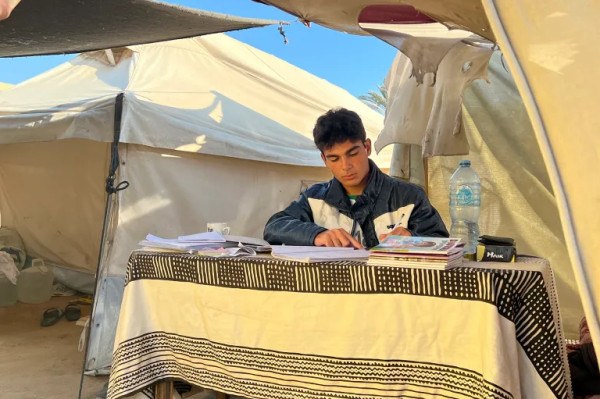 التربية تعلن نتائج الثانوية العامة لطلبة قطاع غزة