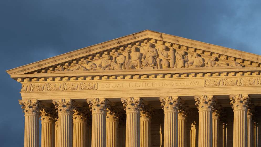 المحكمة العليا الأميركية تصدر حكما ضد رسوم ترامب الجمركية