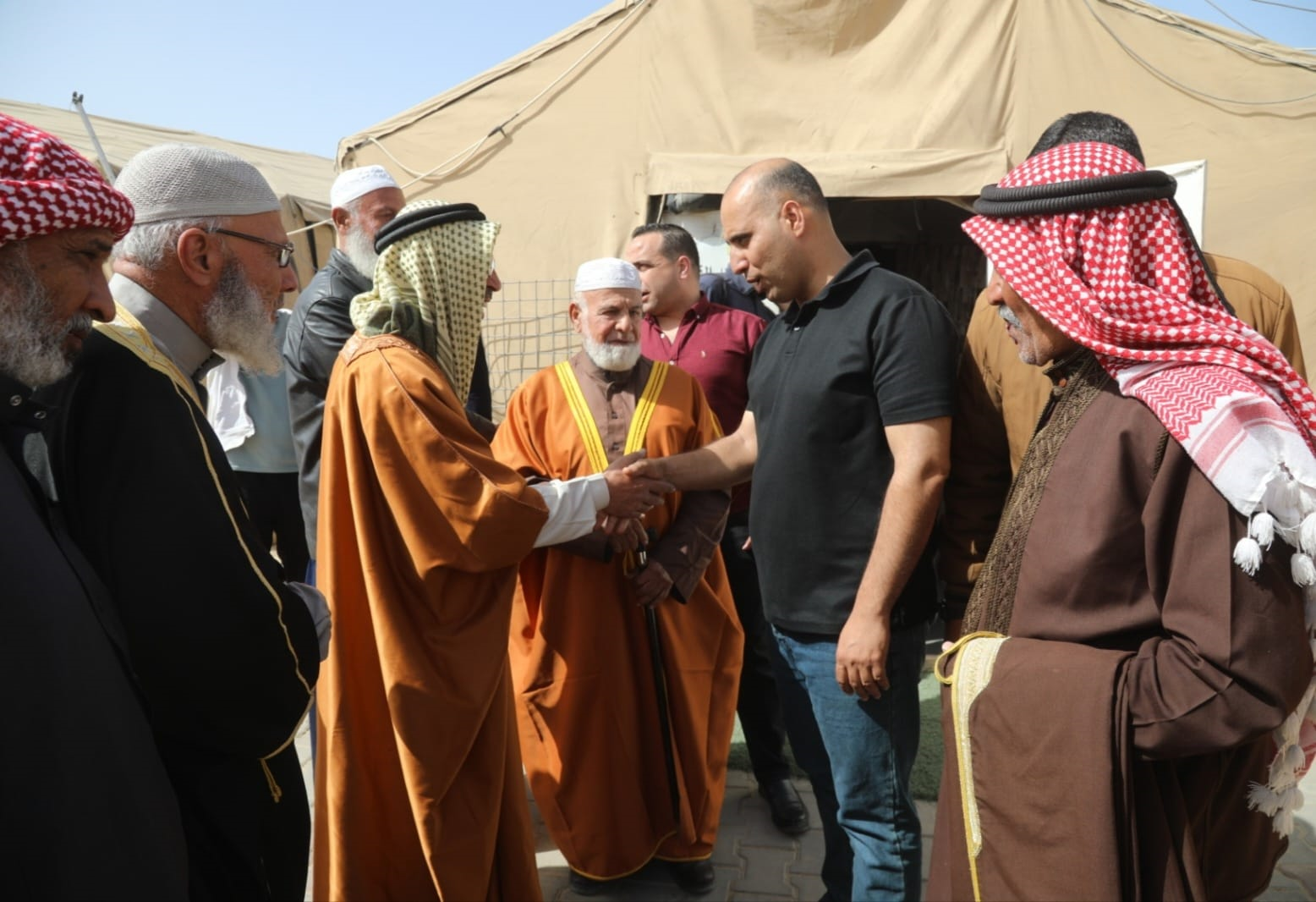 وفد يزور قيادة المستشفى الميداني الأردني جنوب غزة/9