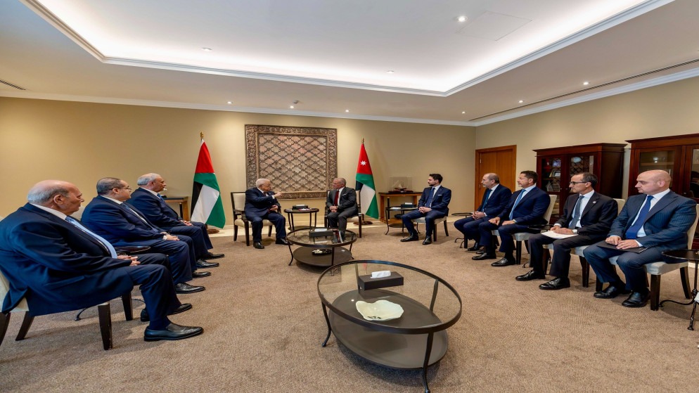  عباس يؤكد الدور المحوري للأردن في الوقوف إلى جانب الشعب الفلسطيني