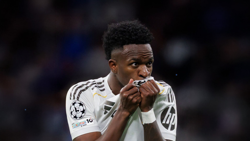 فينيسيوس جونيور يمدد عقده مع ريال مدريد