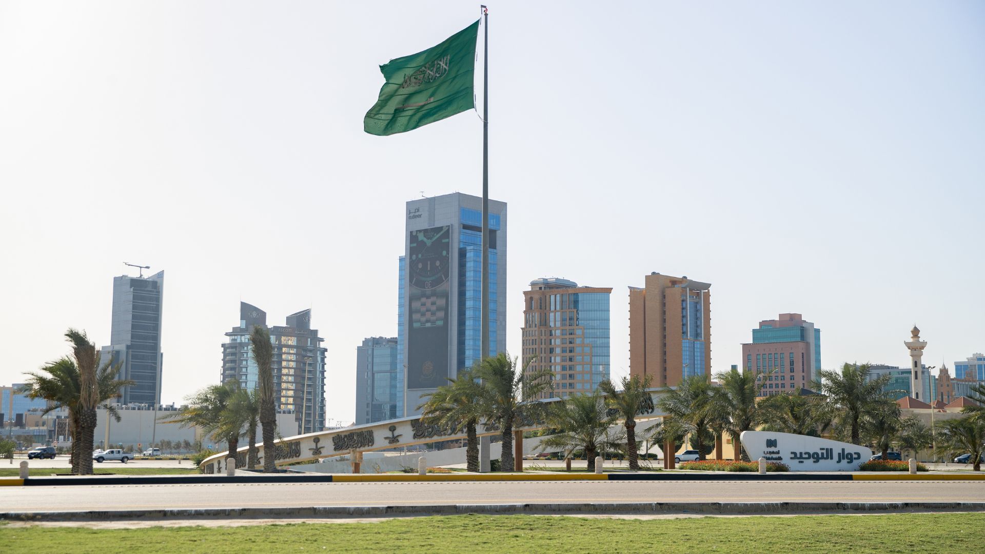 وساطات إقليمية وحديث عن مقترحات لتهدئة الأوضاع بين الرياض وصنعاء