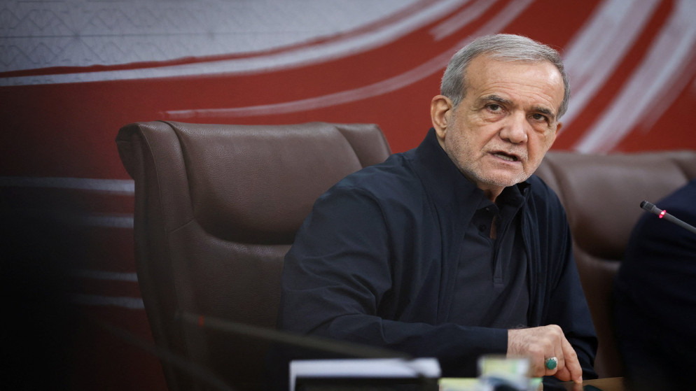 بزشكيان: رد طهران مرهون بالتزام واشنطن بالاتفاق المؤقت