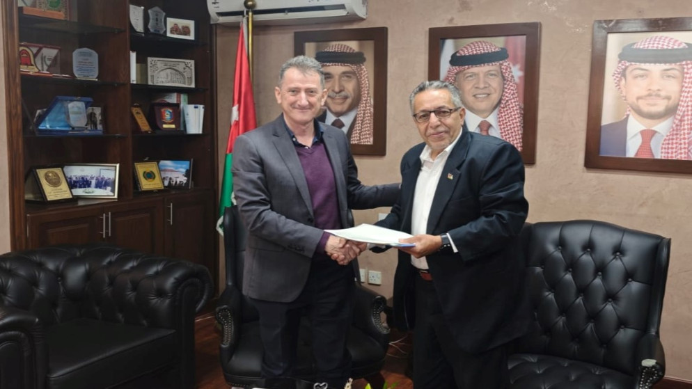 منحة لدعم وحدة إدارة الناقل الوطني