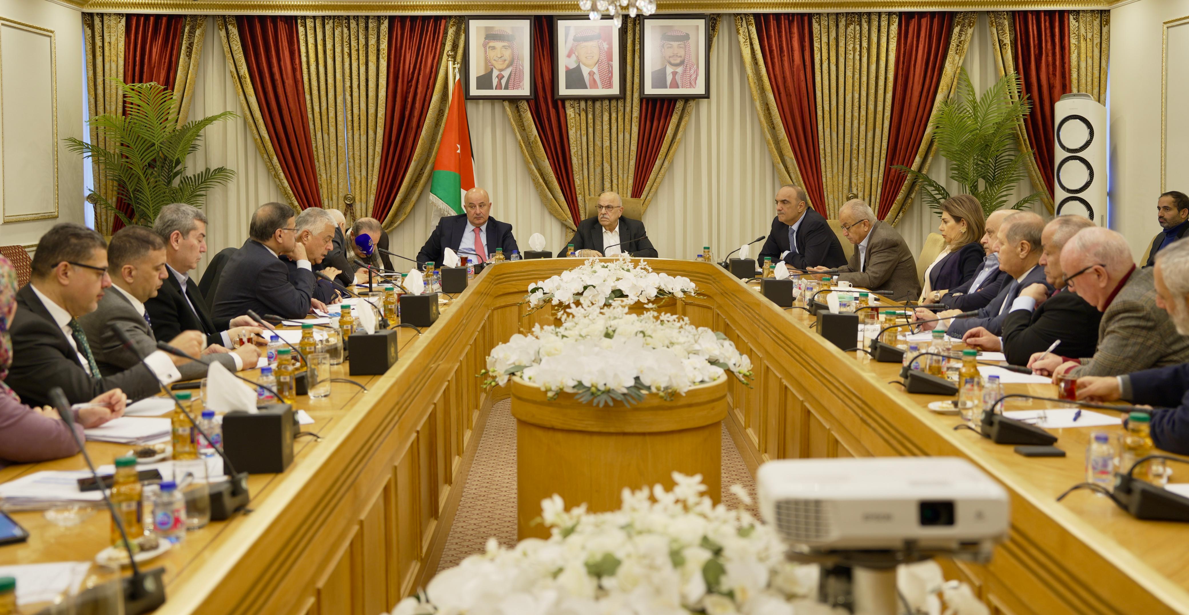 مالية الأعيان تطلع على عمل صندوق استثمار أموال الضمان