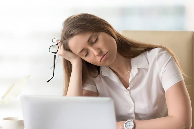 التعب المزمن ..  متى تكون مراجعة الطبيب ضرورة؟ 