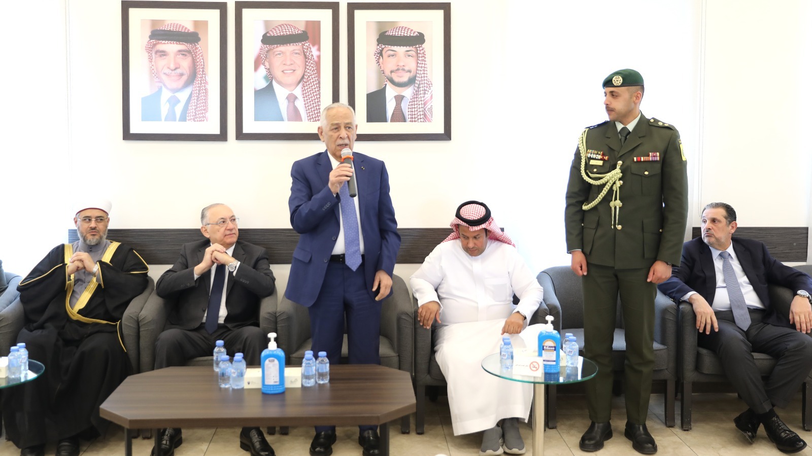 العيسوي يعزي عشيرة حجازي