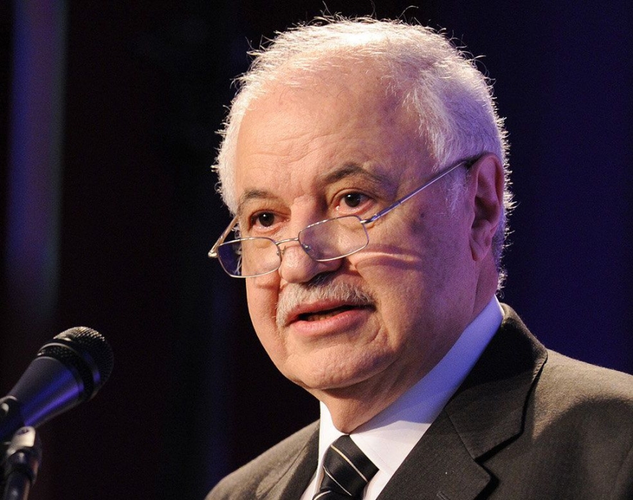 طلال أبو غزالة يشيد بسرعة ضبط اللصوص