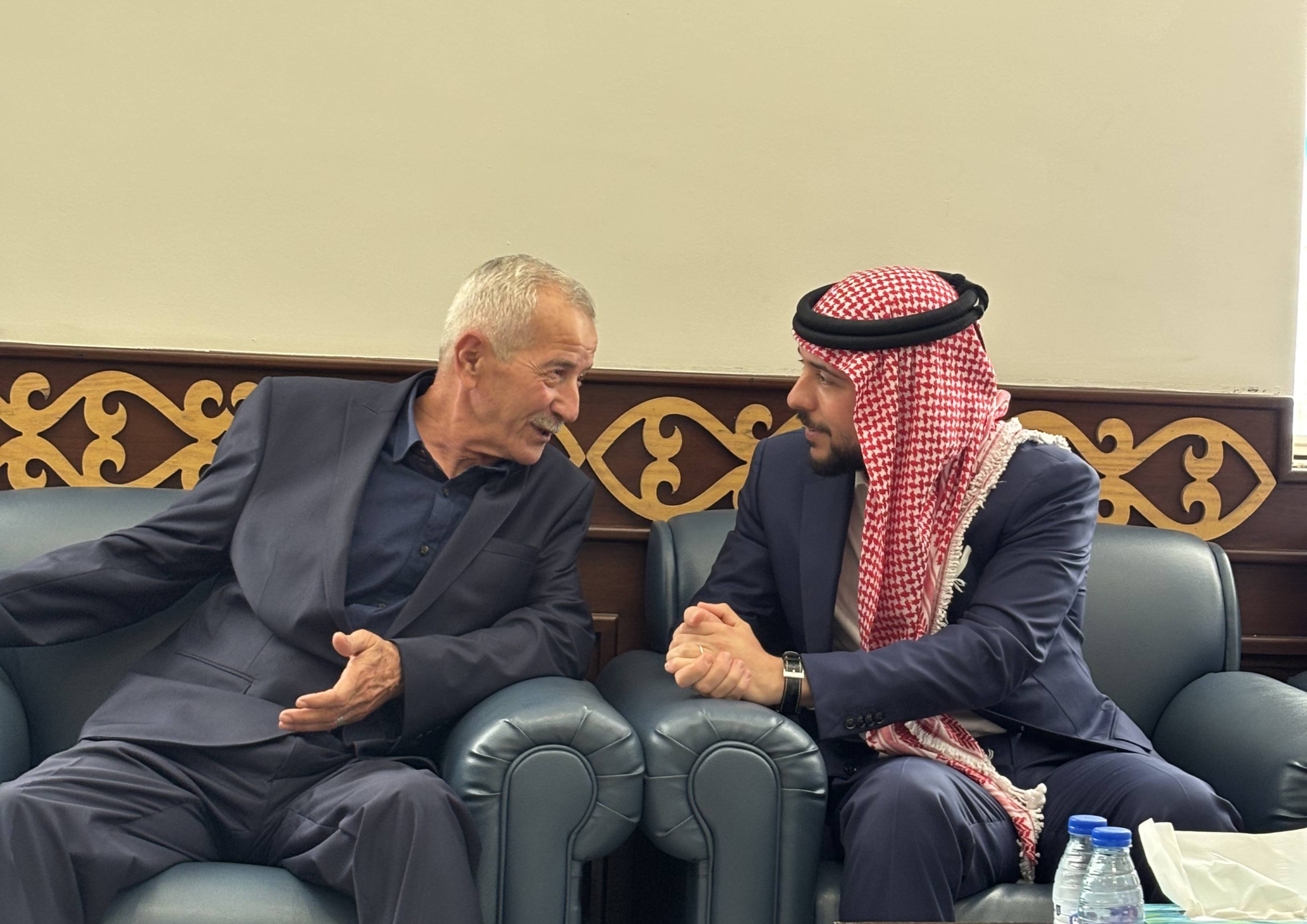 نائب الملك يعزي بوفاة الرائد المظلي المتقاعد سميح جنكات
