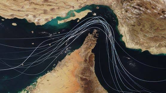 إيران تحدد شروط إعادة فتح مضيق هرمز