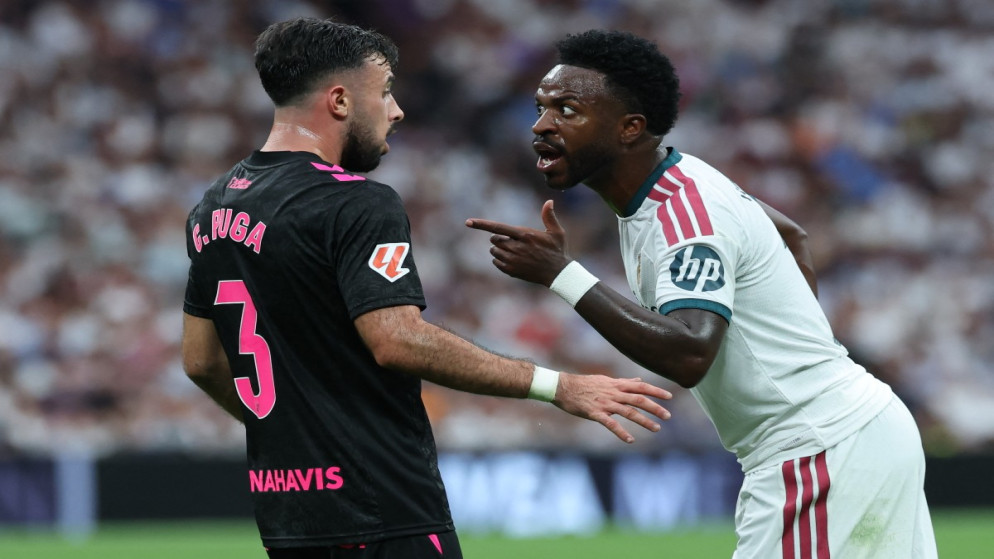 ريال مدريد يواصل بدايته المثالية في الدوري الإسباني بالفوز على ملقة