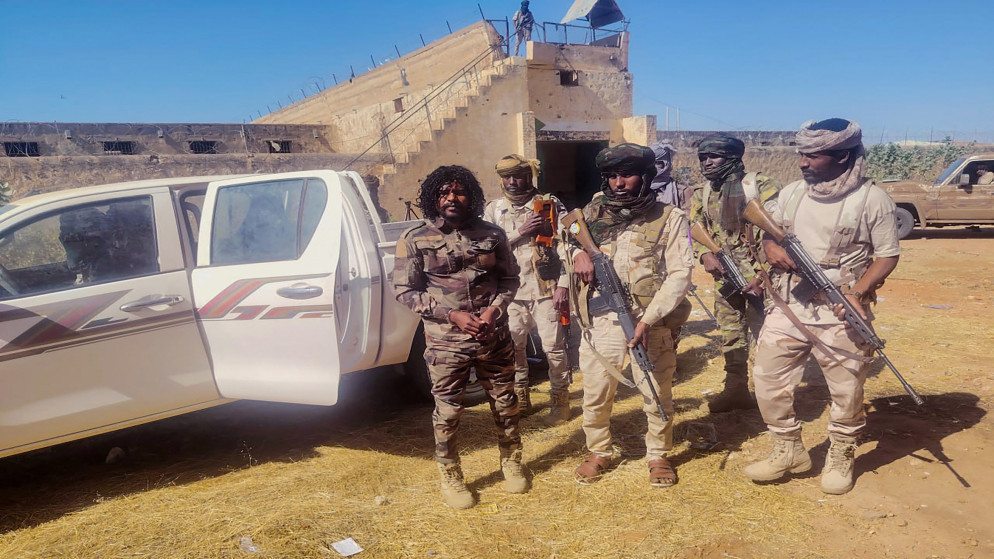 انشقاق قادة وعناصر من قوات الدعم السريع