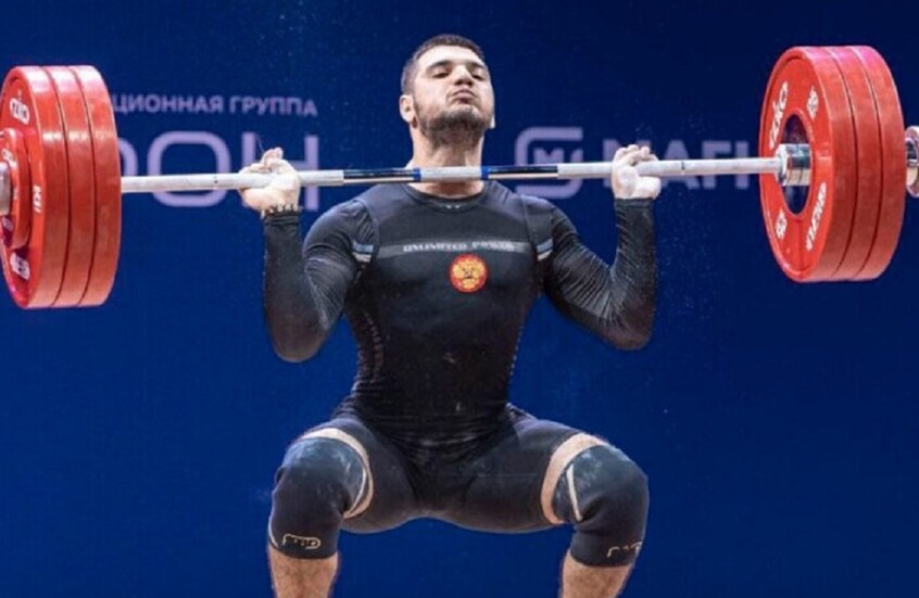 الرباع الروسي سيروبيان يتوج بطلا لأوروبا