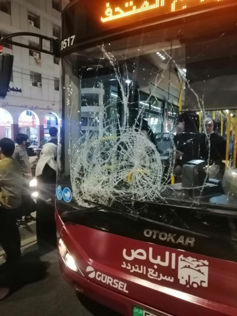 الباص السريع يدهس شخصا بمنطقة المدينة الرياضية