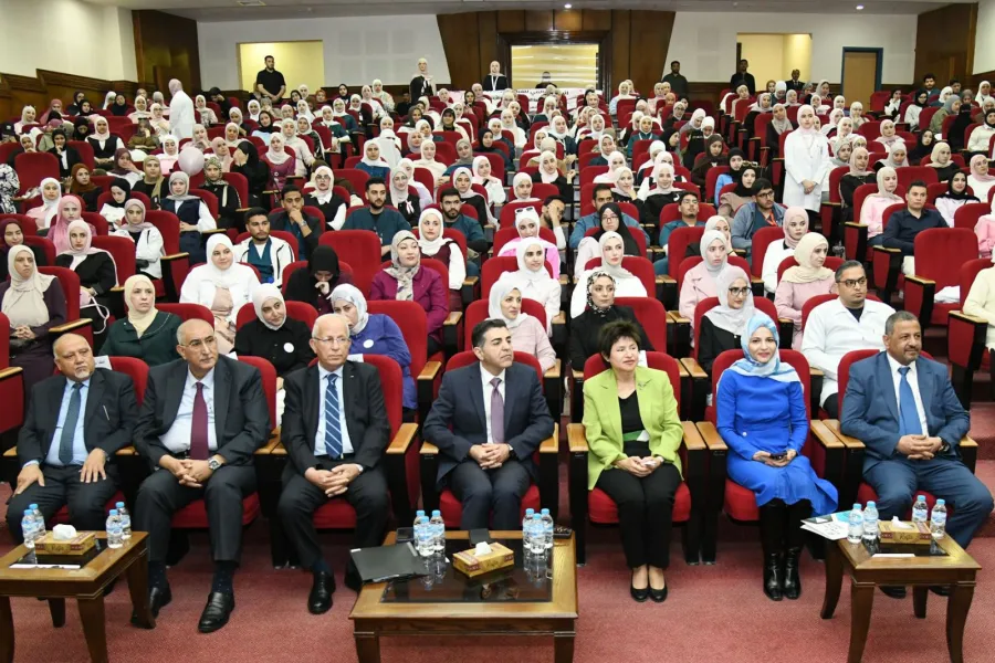 مشاريع توعوية في احتفالية يوم القبالة بالعلوم والتكنولوجيا 