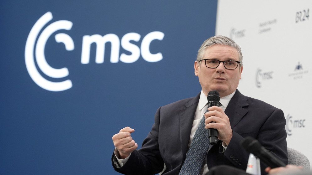 بريطانيا: علينا بناء قوة صلبة والتأهب للقتال إذا لزم الأمر