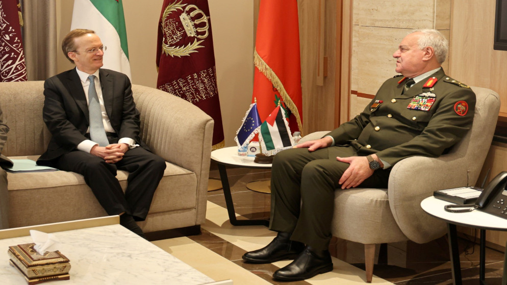 اللواء الحنيطي يستقبل تشارلز فريز