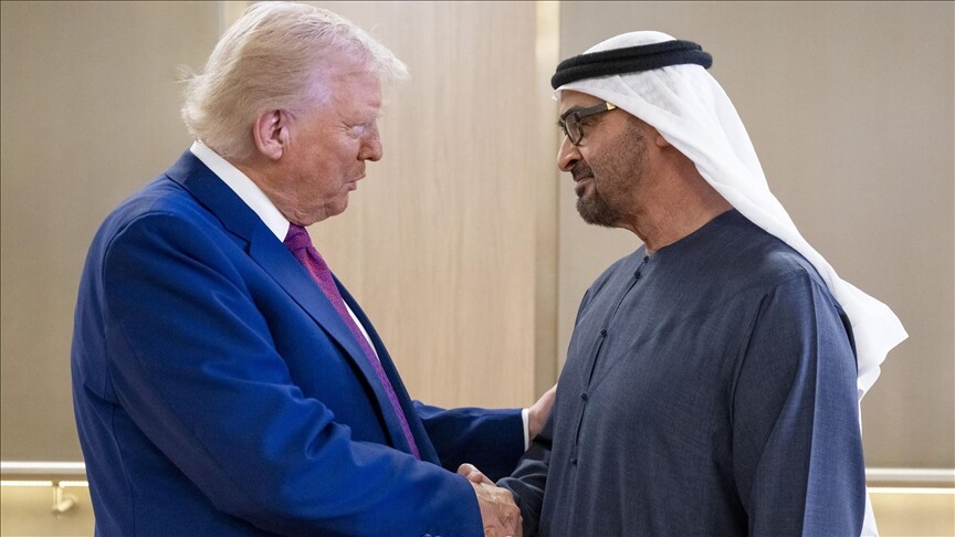 ترامب ورئيس الإمارات يبحثان هاتفيا تطورات المنطقة