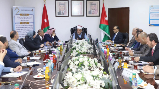     الخلايلة يضع الثقافة المؤسسية أولوية للارتقاء بأداء الأوقاف