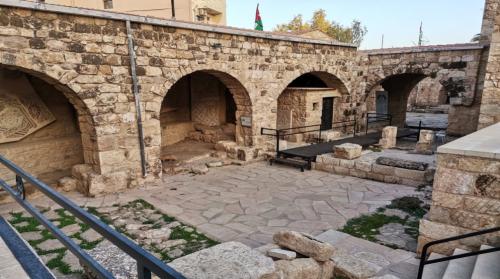 وفد  رفيع المستوى من الكنيسة القبطية يزور الأردن