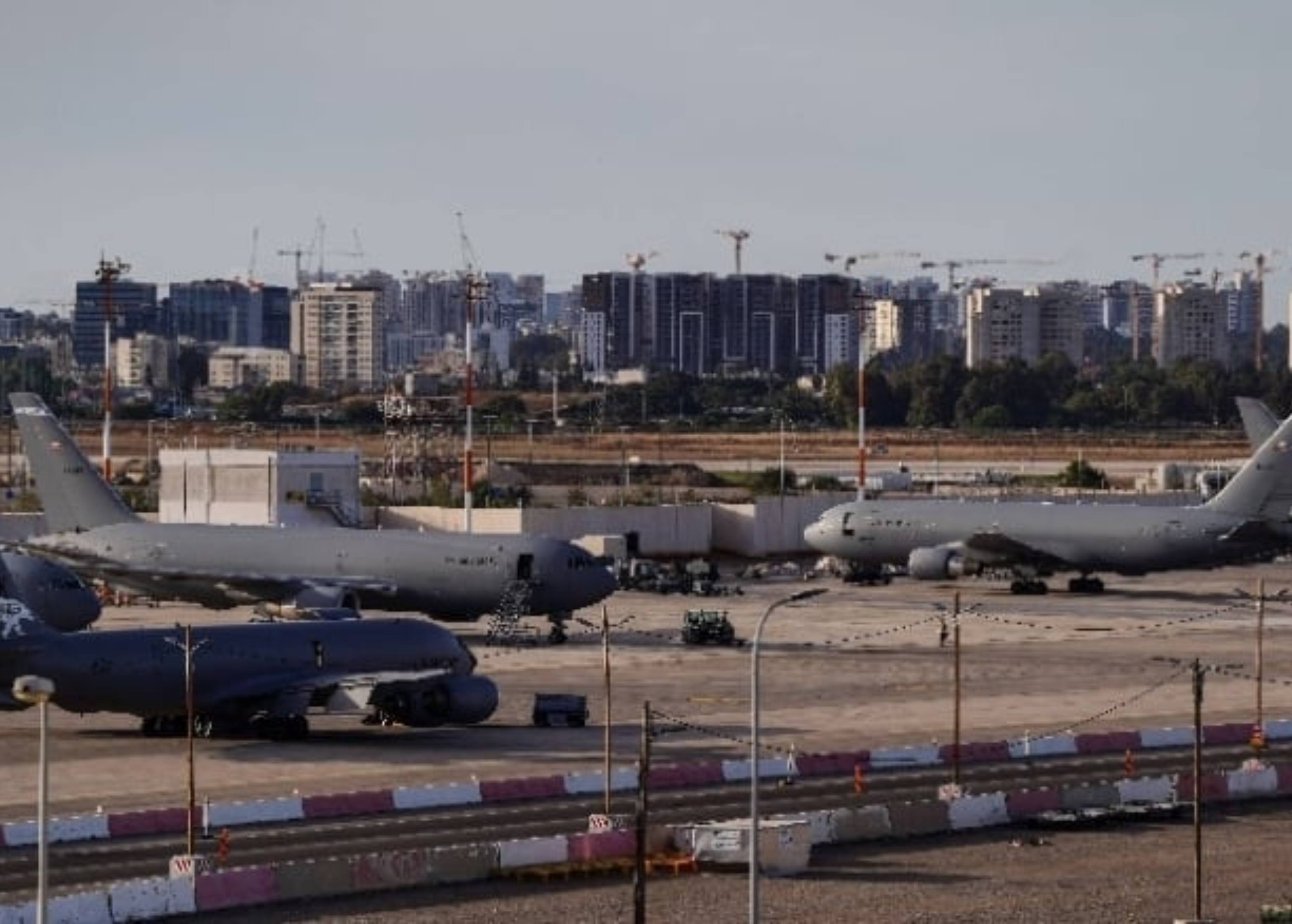 هيئة البث: واشنطن تخلي 28 طائرة وقود من مطار بن غوريون