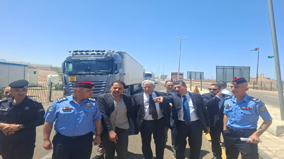 القطامين يجري جولة ميدانية شاملة بمعان والعقبة