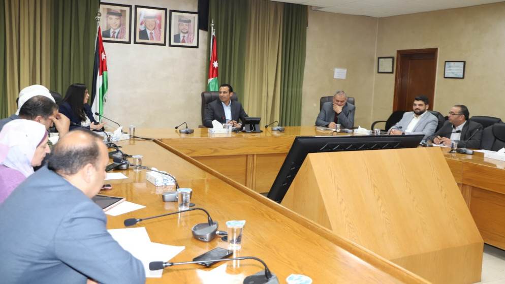 التربية والتعليم تؤكد حرصها على توفير البيئة الصحية في المدارس