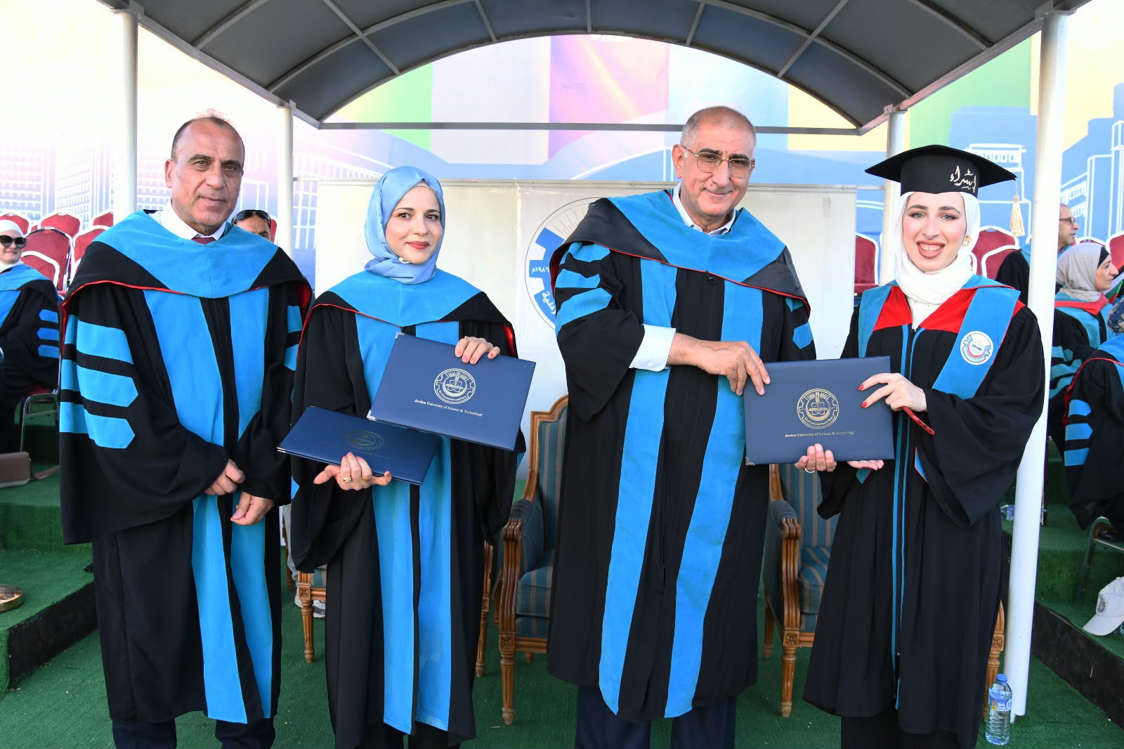 اختتام احتفالات تخريج الفوج الثامن والثلاثين بالعلوم والتكنولوجيا