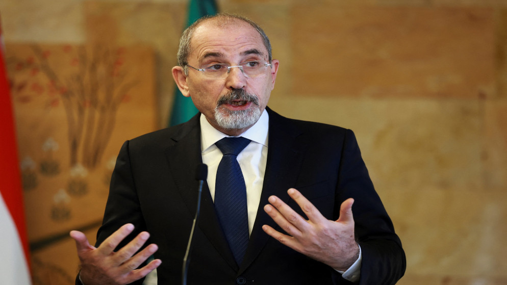 وزير الخارجية يتلقى اتصالات دولية تؤكد تضامنها مع الأردن