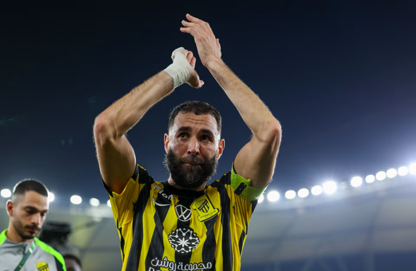 الرياضية السعودية: كريم بنزيما يوقع لنادي الهلال