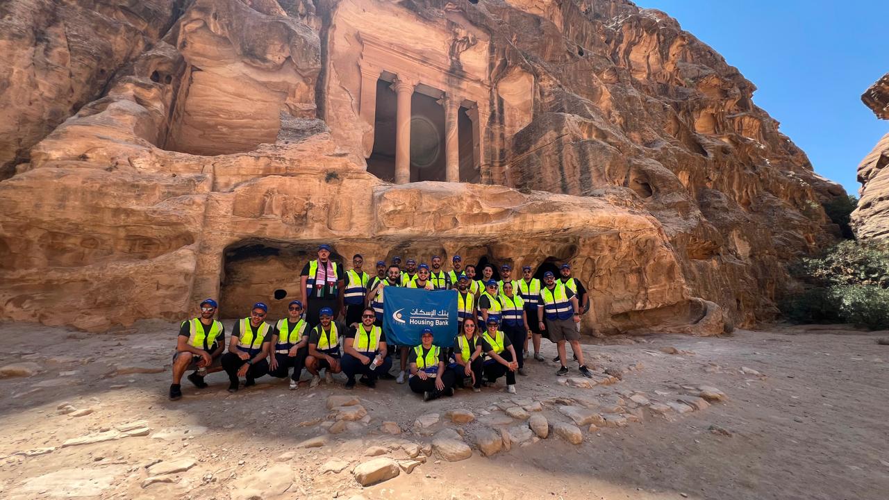 بنك الإسكان يشارك في مسيرتنا صحة وتراث دعماً لمركز صحي القطرانة