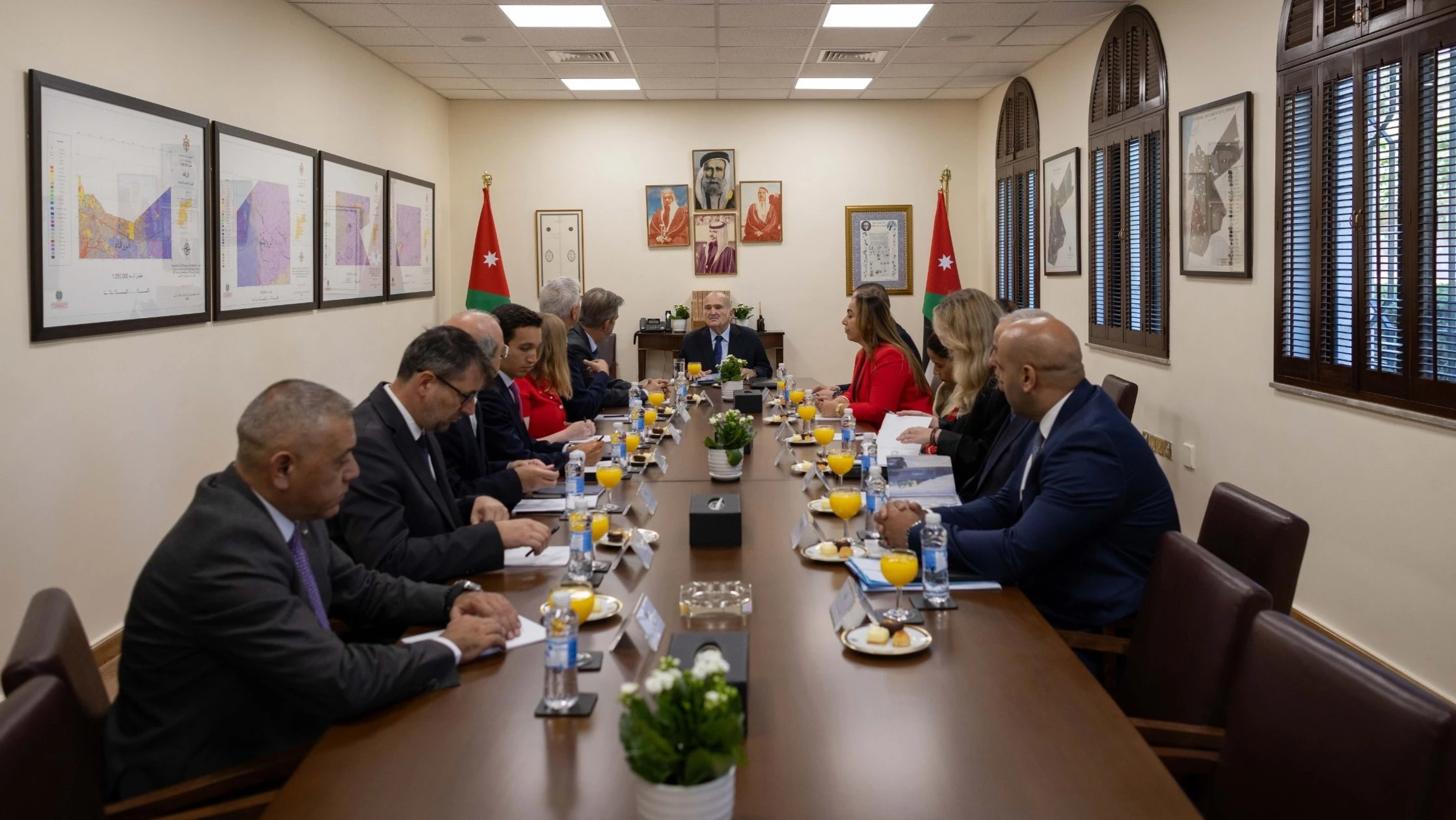الأمير الحسن يستقبل وفدا برلمانيا فرنسيا في عمان