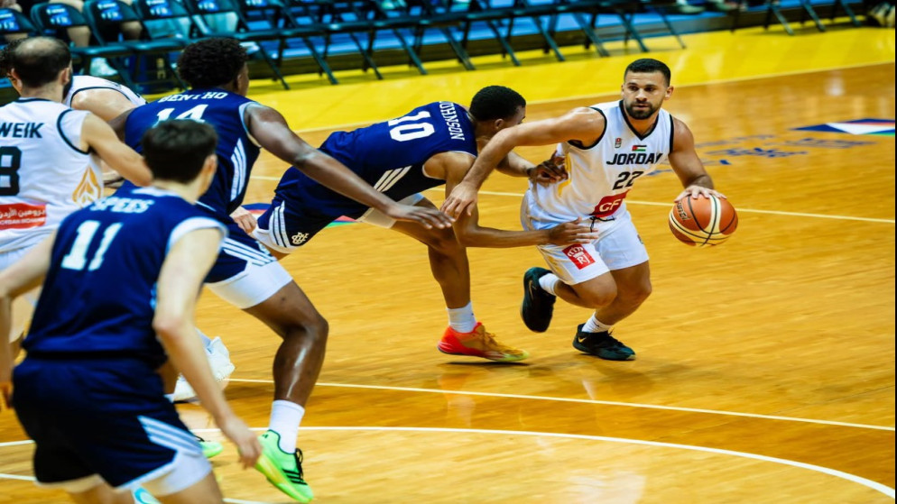 المنتخب الوطني لكرة السلة يتعثر أمام إرفاين في بطولة ويليام جونز