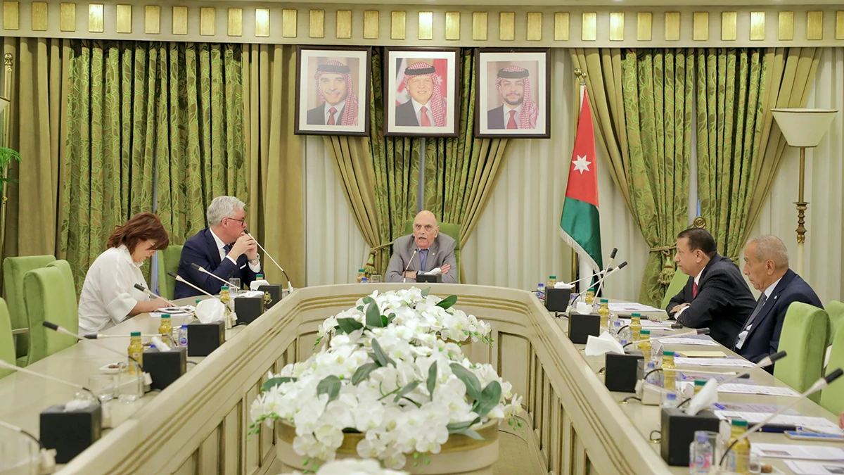 لجنة في الأعيان تلتقي السفير الكندي