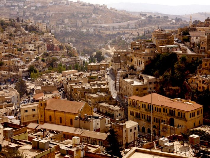 افتتاح بازار سيدات سويمة للمنتوجات المحلية