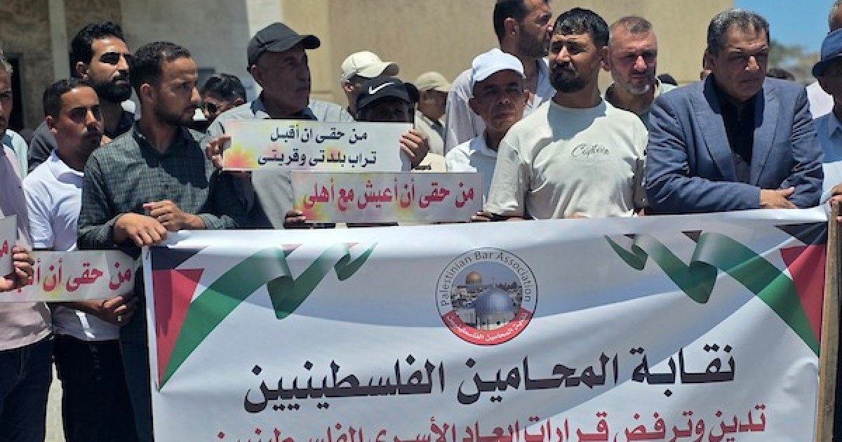 أسرى مبعدون لغزة يطالبون بإنهاء معاناتهم ولم شملهم بعائلاتهم