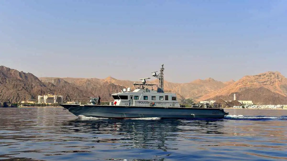 عُمان تنفي توقف تحميل النفط بميناء الفحل
