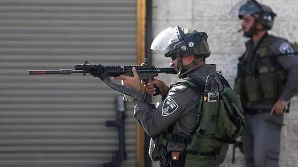 غزة ..  إصابة 7 فلسطينيين بإطلاق نار إسرائيلي الأحد