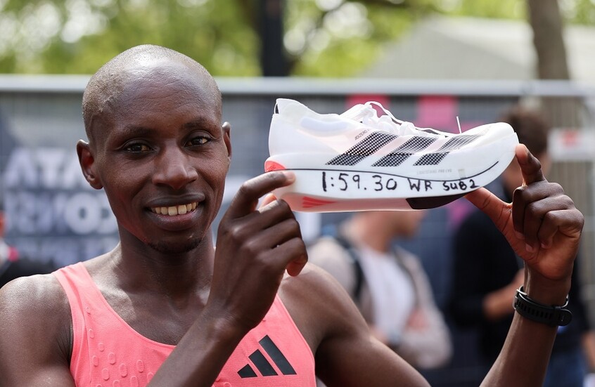الكيني ساوي يحطم الرقم العالمي ويتوج بماراثون لندن
