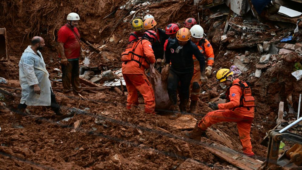 30 قتيلاً على الأقل جراء الأمطار الغزيرة بالبرازيل