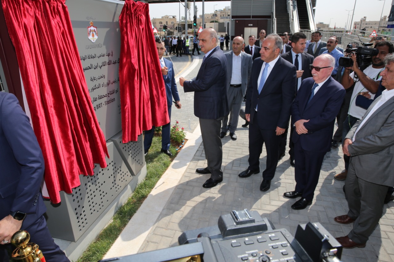 الخصاونة يرعى تدشين محطة طارق