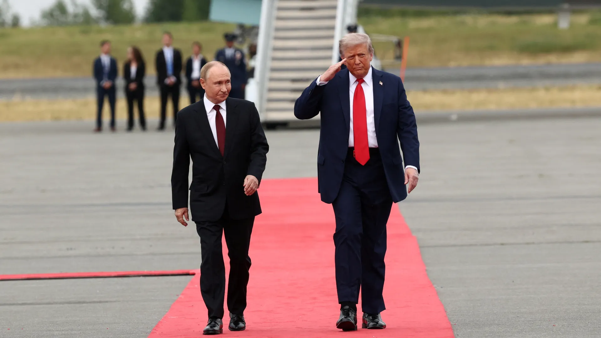 محادثة مطولة بين بوتين وترامب تناولت إيران وأوكرانيا