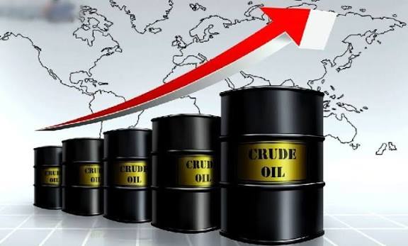 النفط يشتعل ..  قفزة مفاجئة بأكثر من 6% وبرنت يتجاوز 107 دولارات