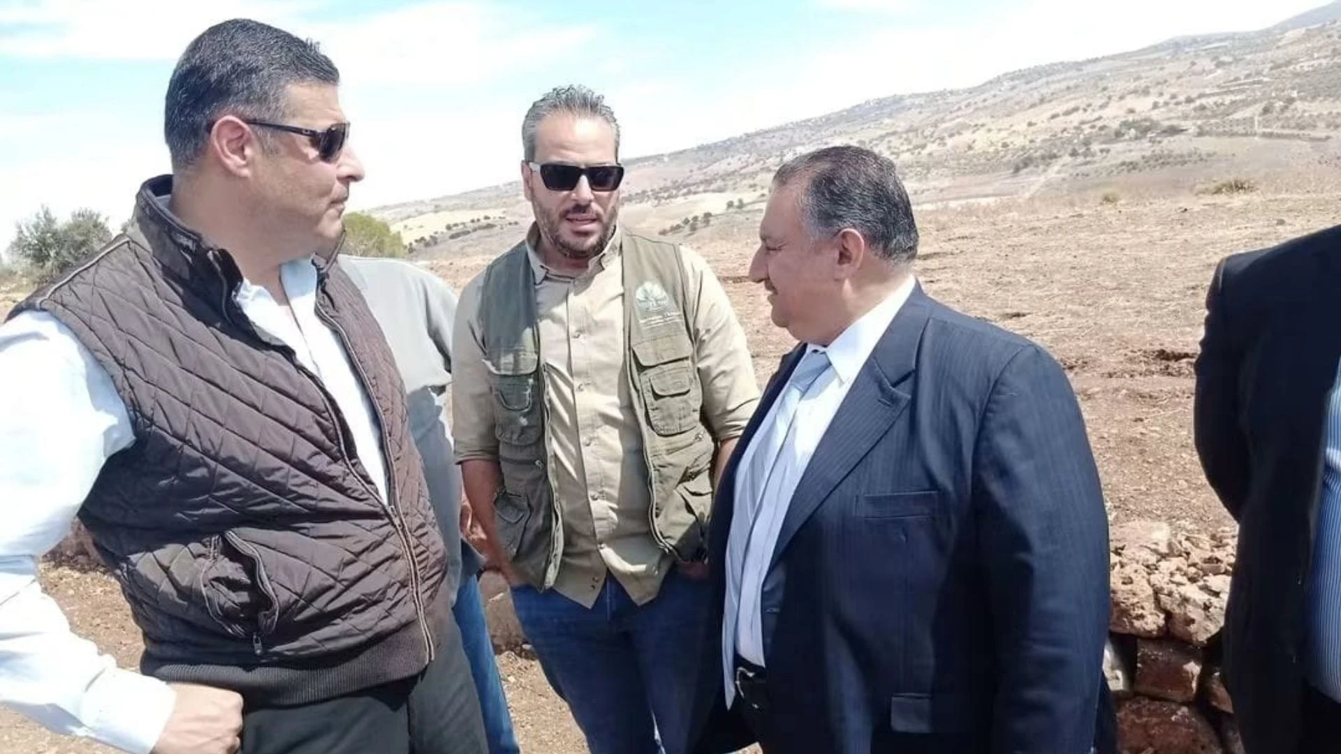 جولة تفقدية لمشاريع زراعة الخروب في لواء الكورة