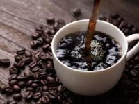 احذر الإفراط في شرب القهوة السوداء