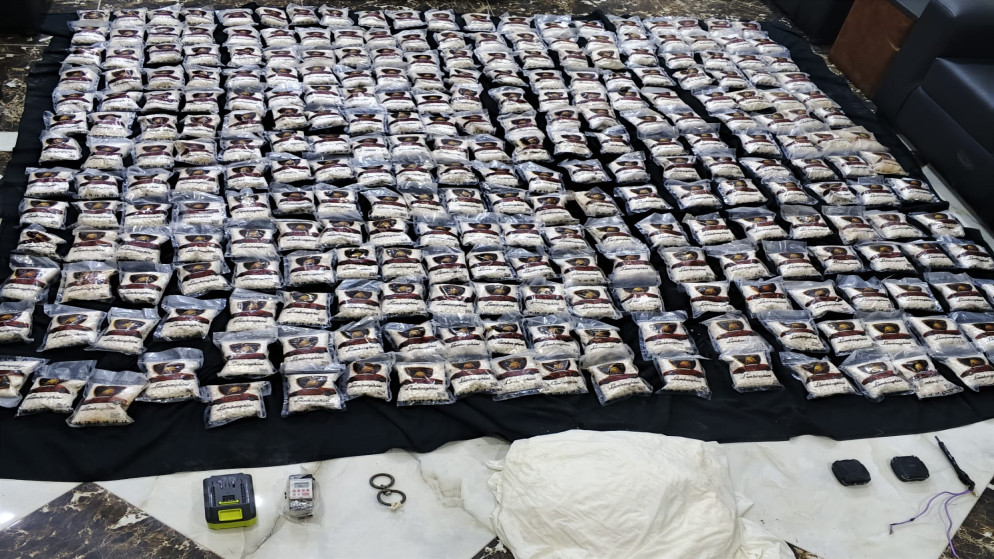 إحباط تهريب كمية كبيرة من المخدرات بواسطة بالونات