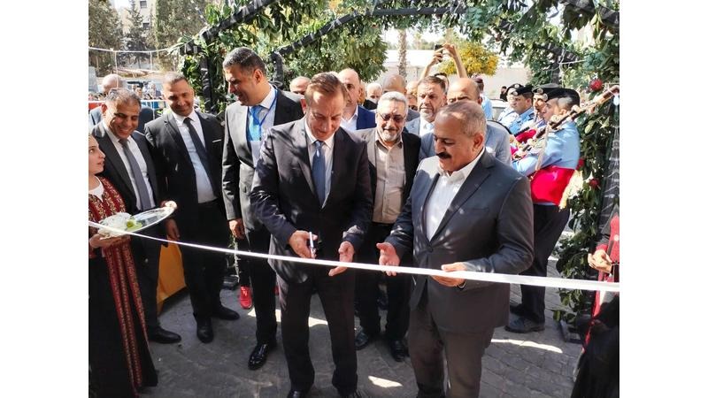 وزير الزراعة يفتتح مهرجان الرمان والمنتجات الريفية في إربد